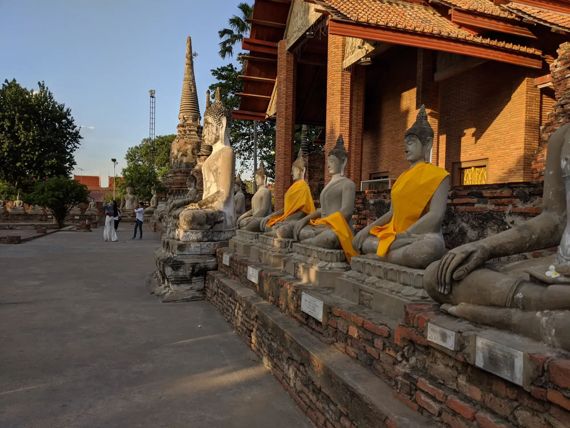 Wat Yai Chai Mongkhon