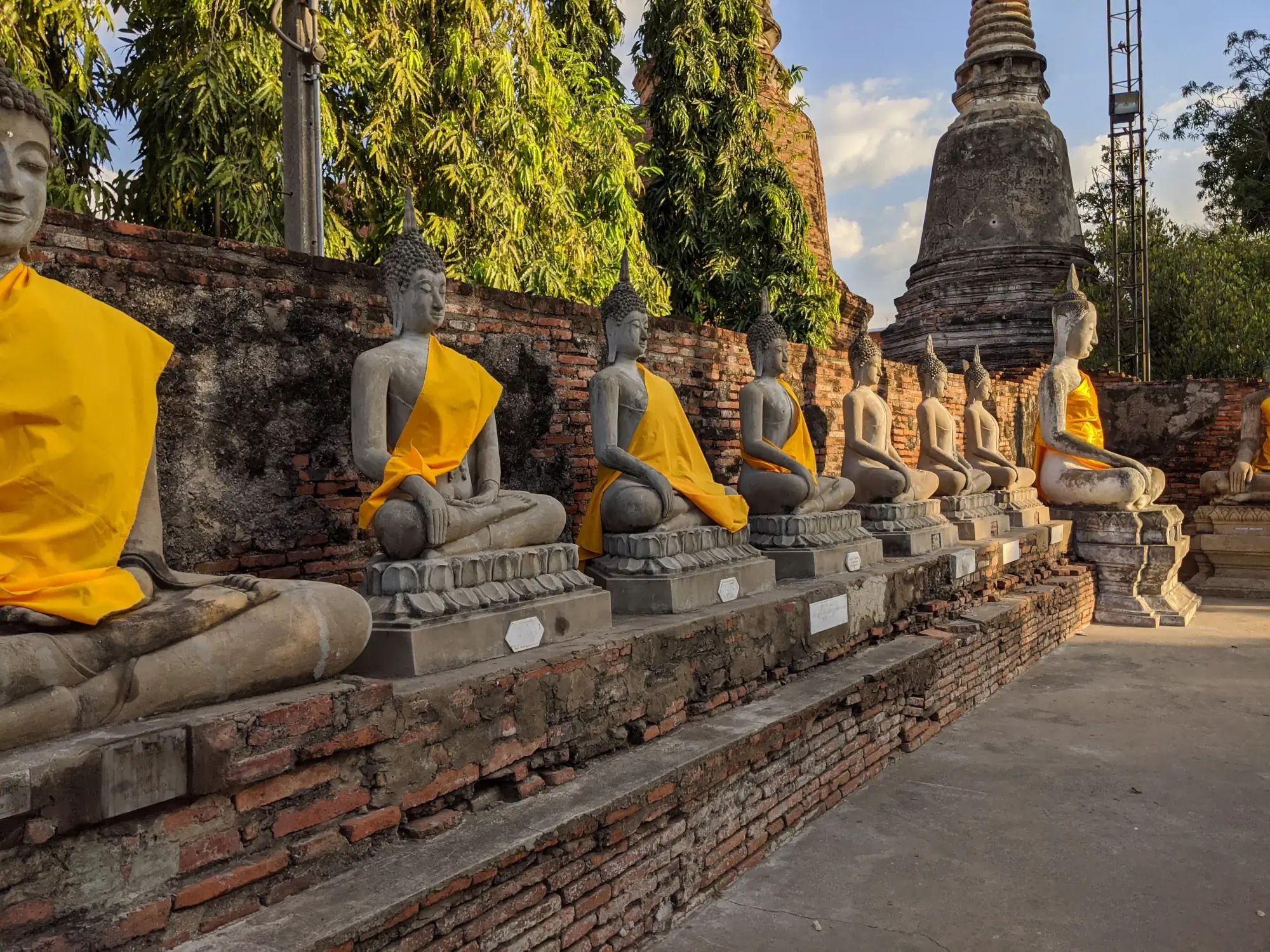 Wat Yai Chai Mongkhon