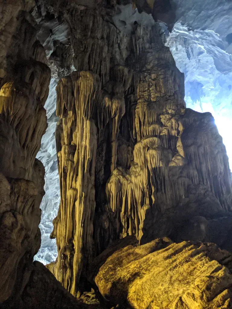 Huong Tich Cave