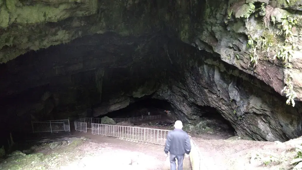 Dunmore Cave
