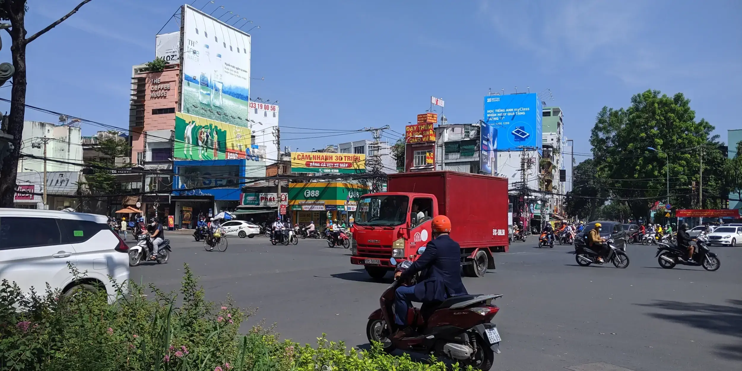 2 Days in Saigon, Vietnam