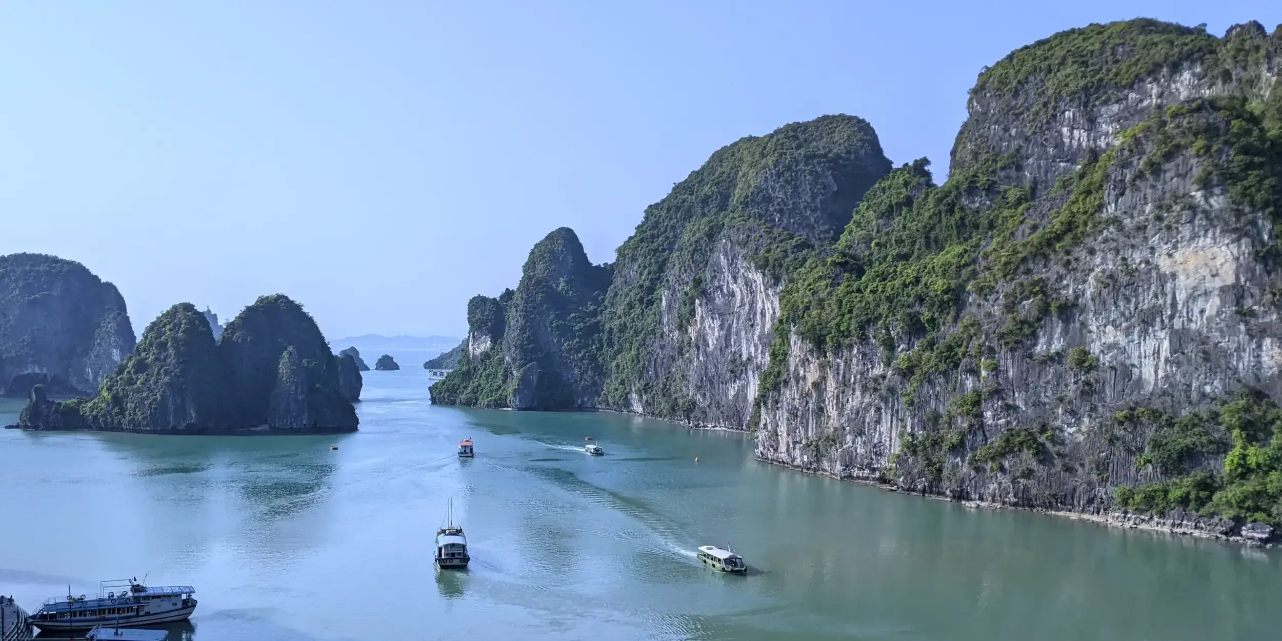 Hạ Long Bay 2-Day 1-Night Cruise, Ha Long, Vietnam