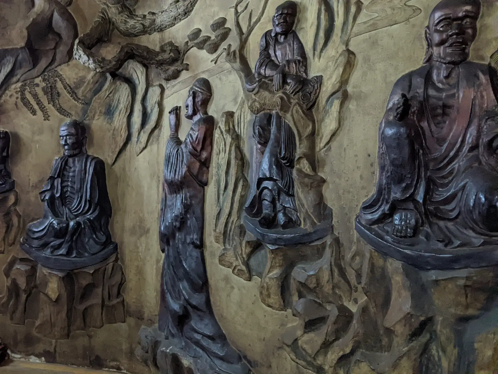 Chua Long Son Temple