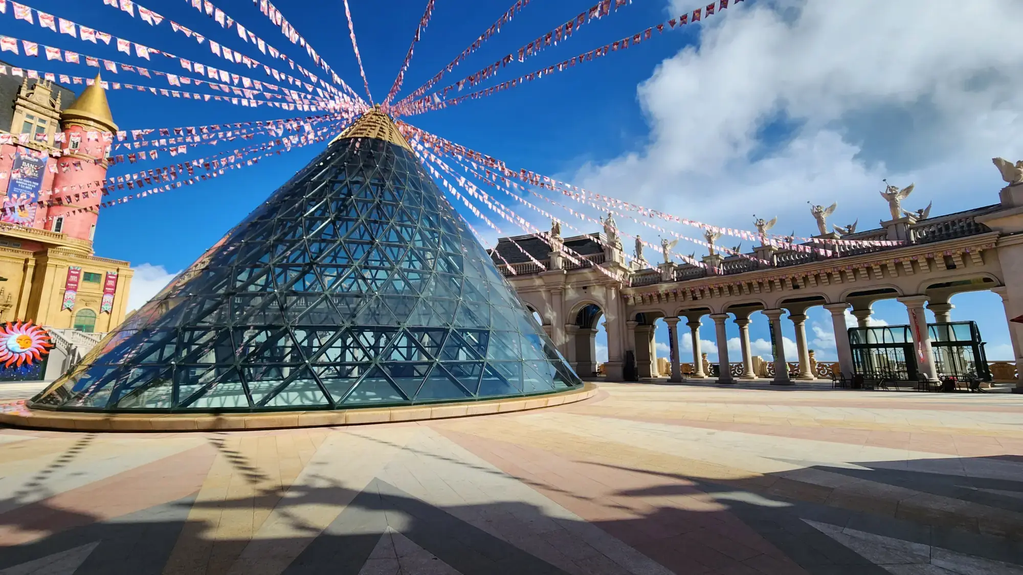 Ba Na Hills French Village