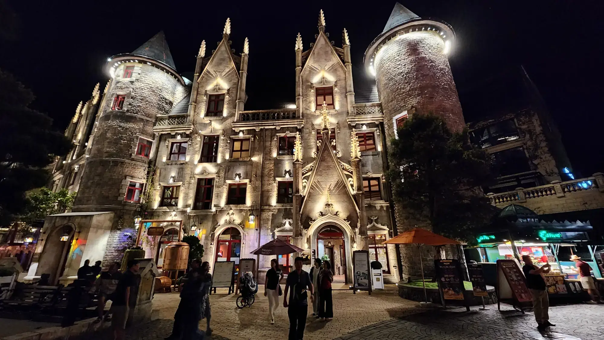 Ba Na Hills French Village