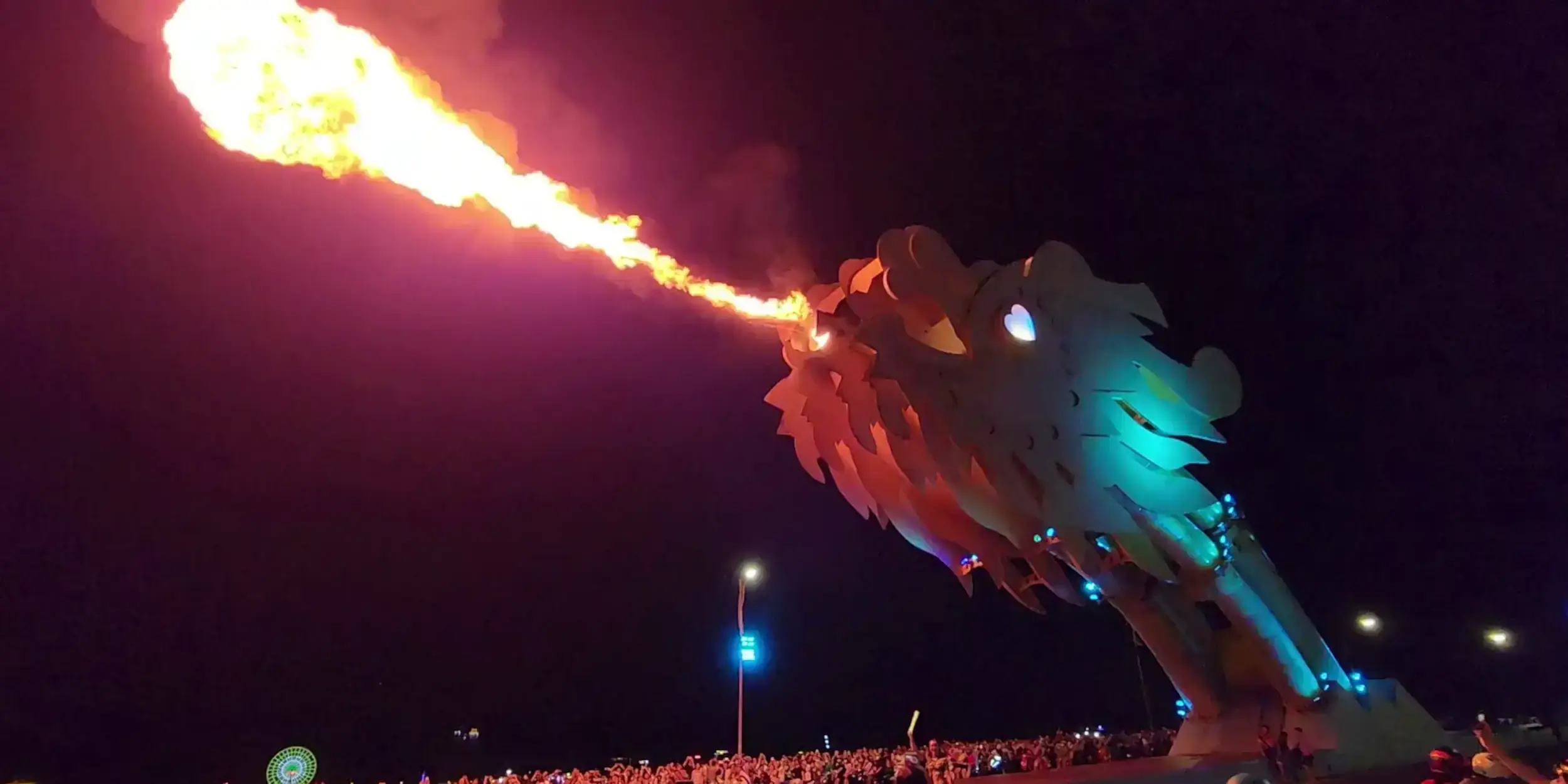 Dragon Bridge Show Da Nang - Bridge vs Cruise