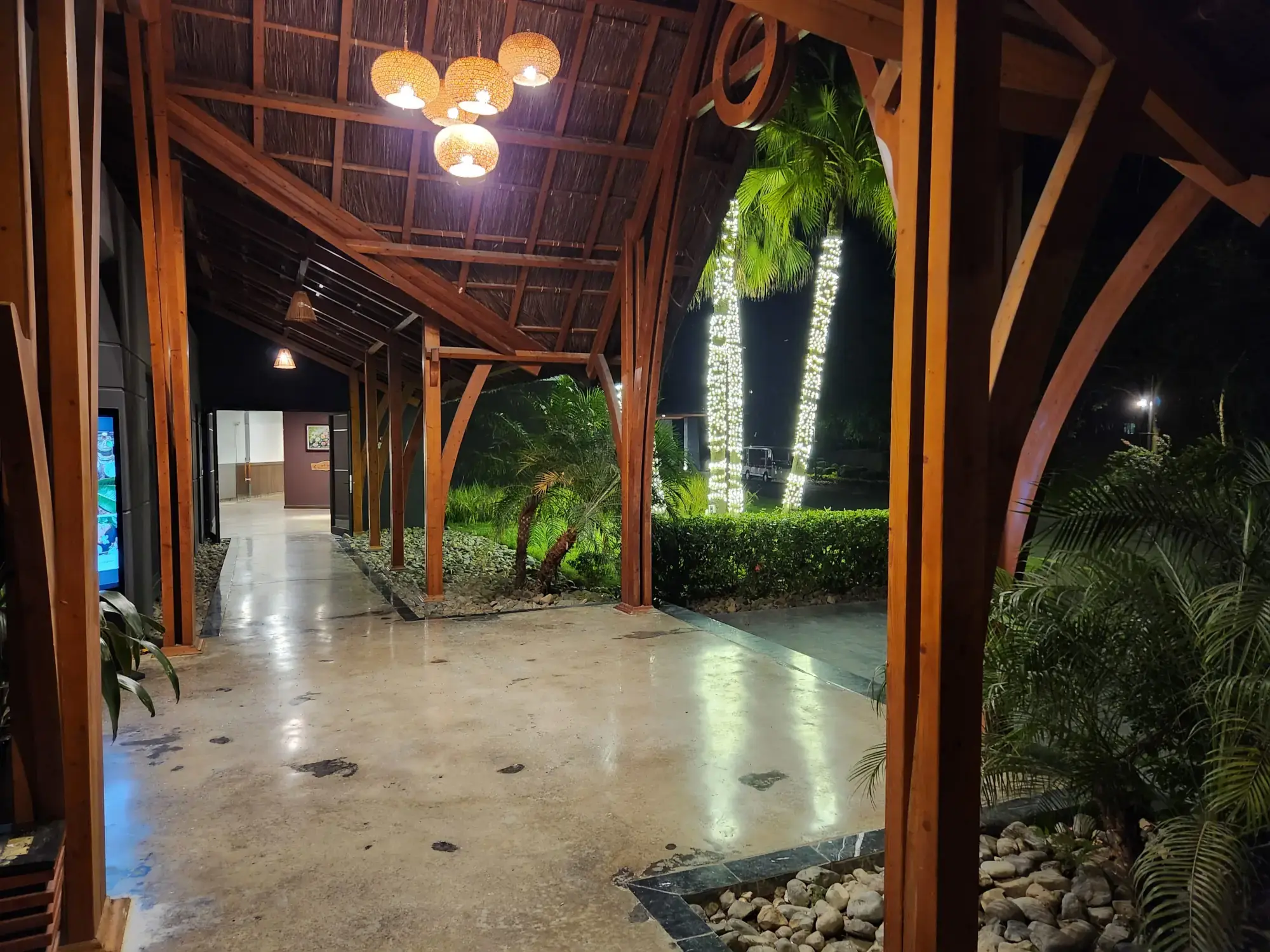 Serena Kim Boi grounds