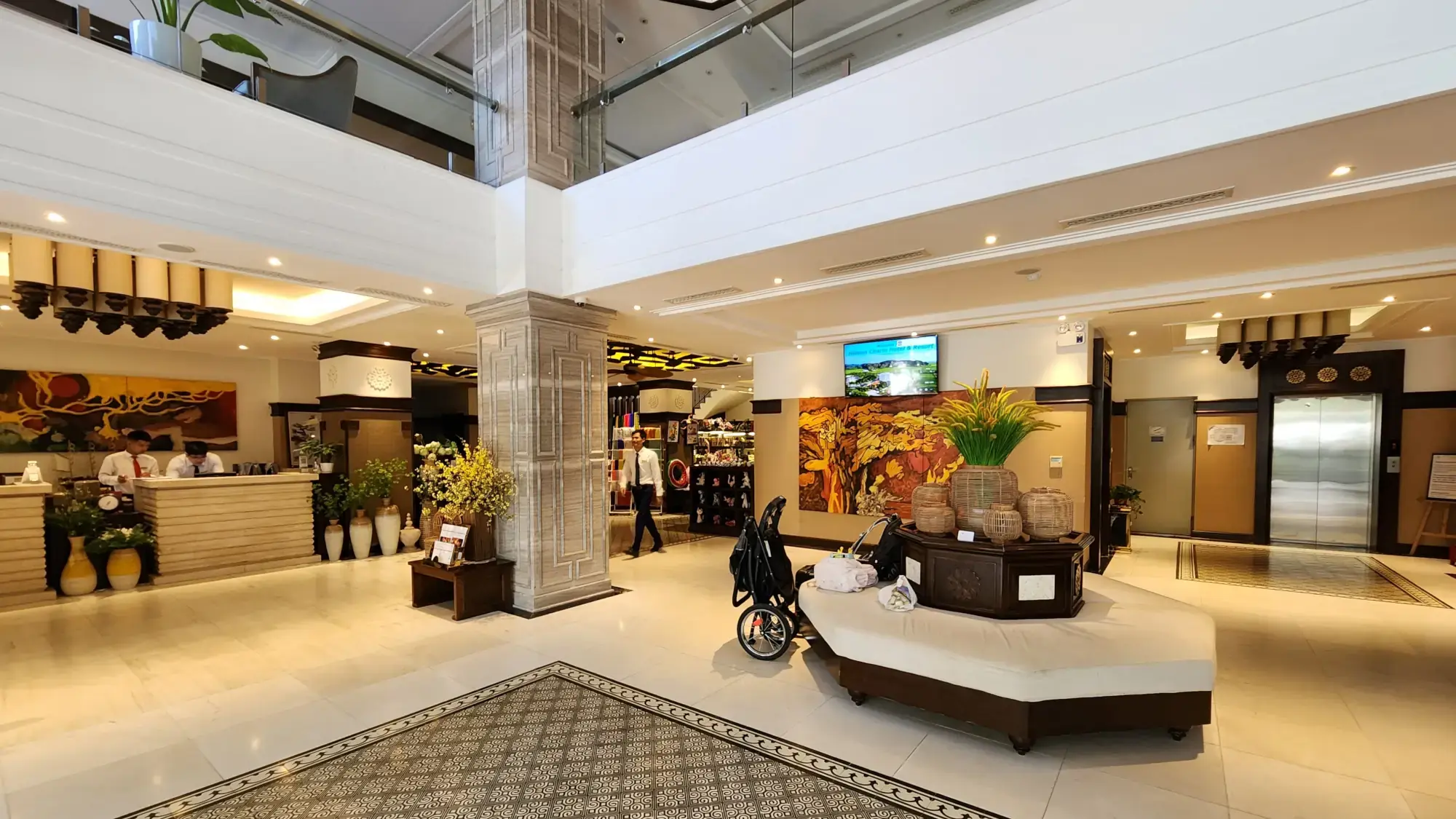 Hidden Charm Hotel & Resort