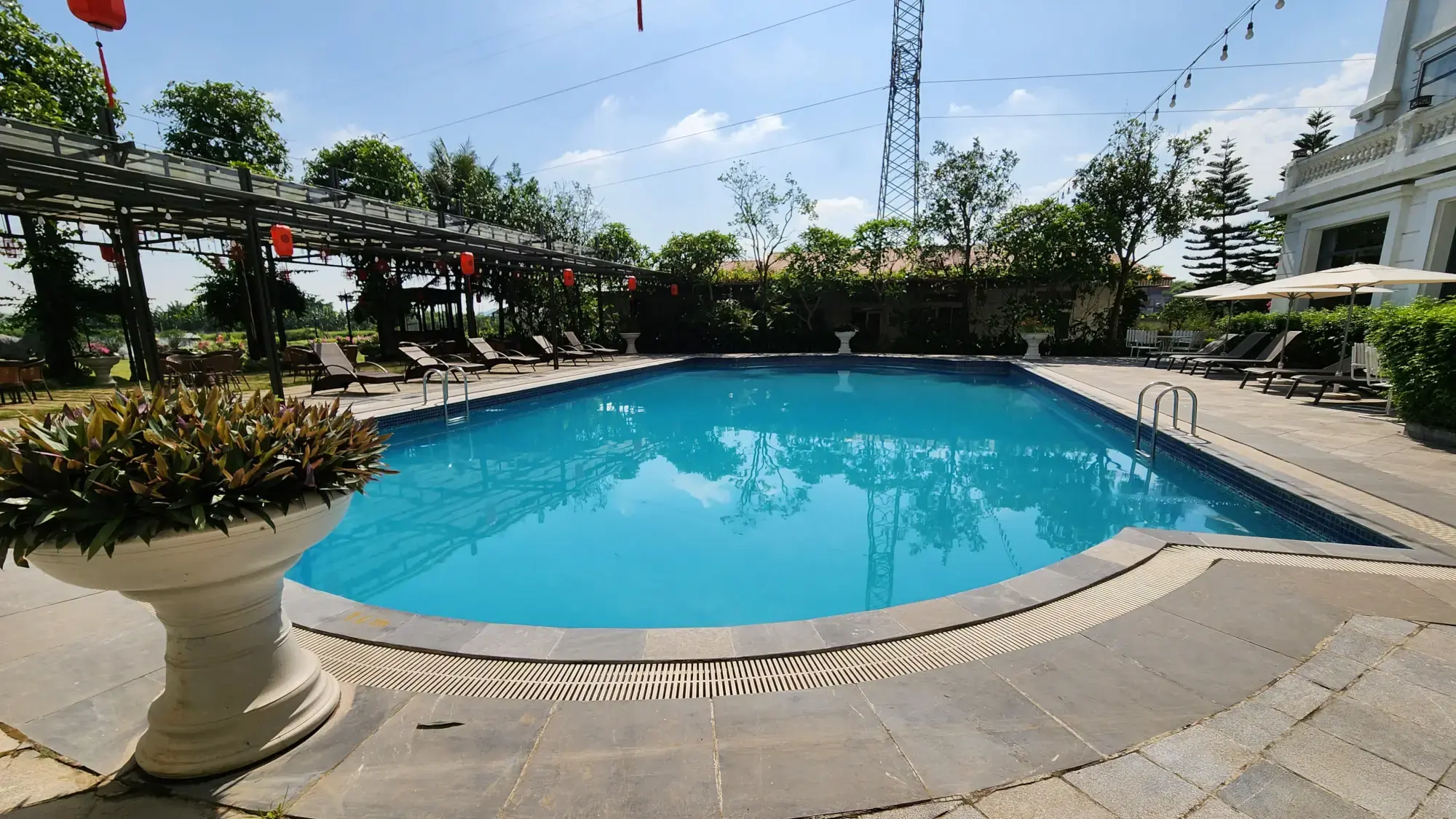 Hidden Charm Hotel & Resort