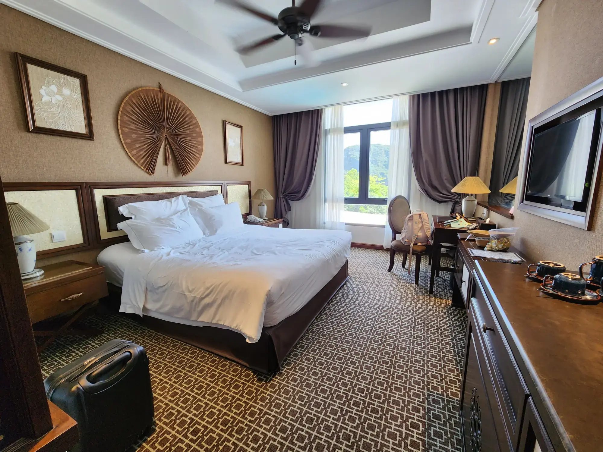 Hidden Charm Hotel & Resort