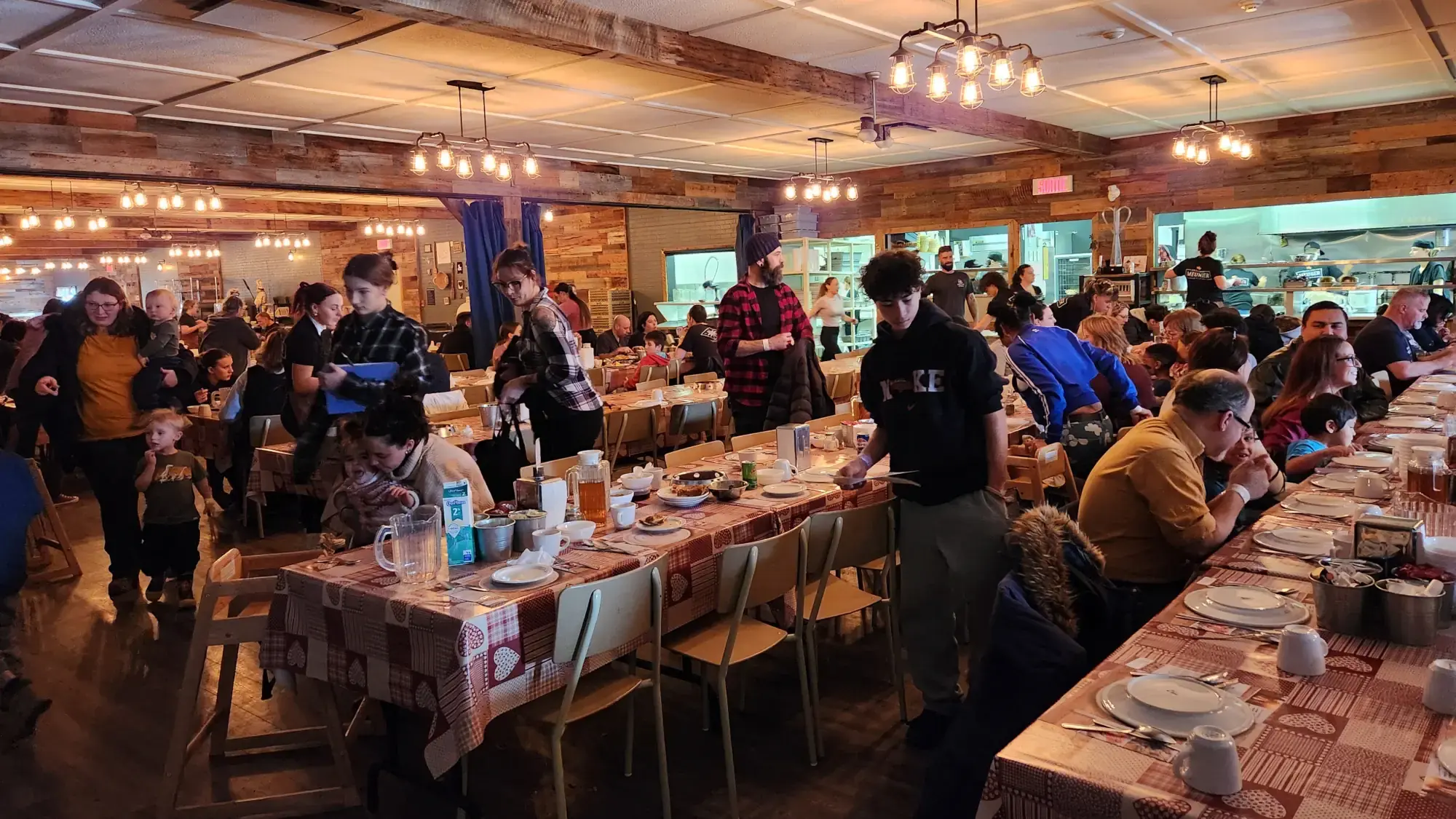 Érablière Meunier's Dining Hall