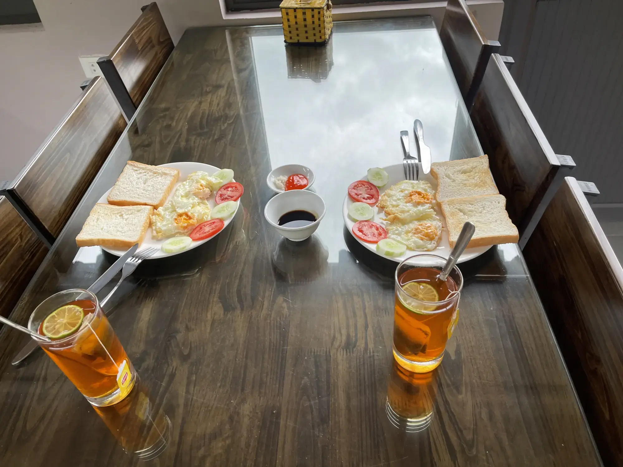 S Plus Bungalow restaurant