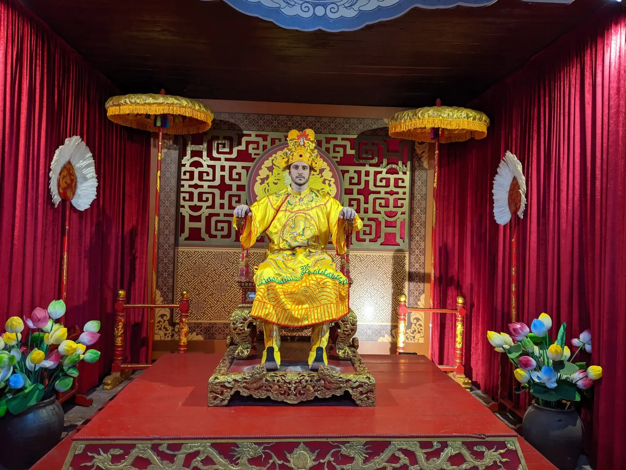 The new Emperor ... Me! The new Emperor ... Me!