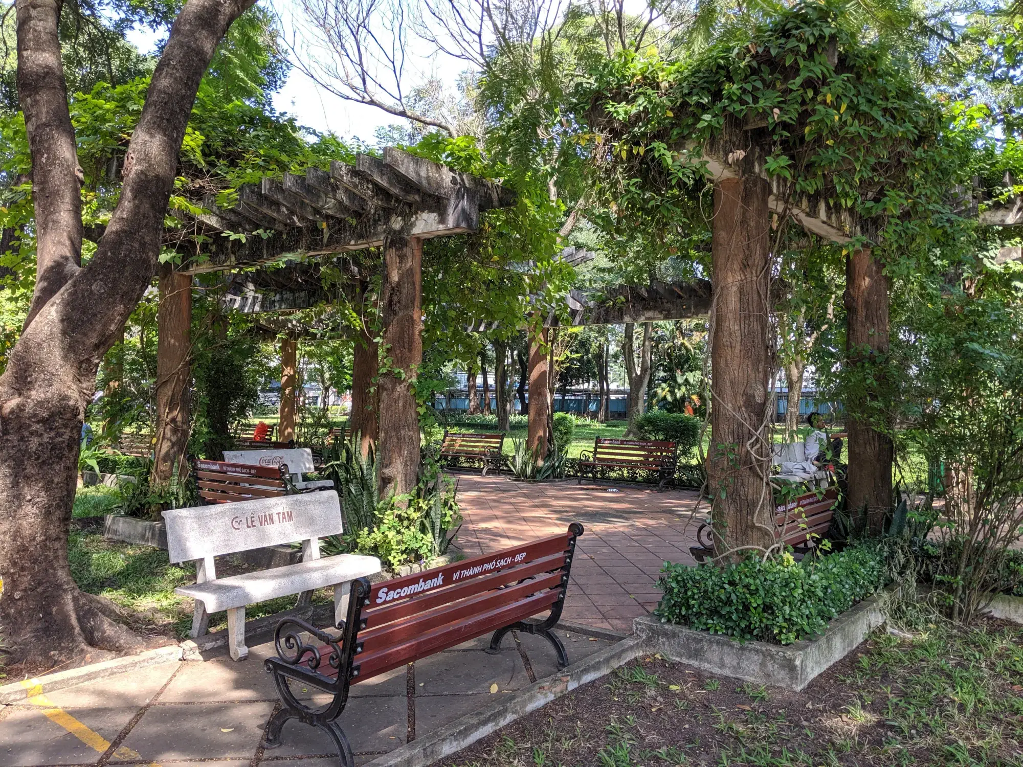 Le Van Tam Park Le Van Tam Park