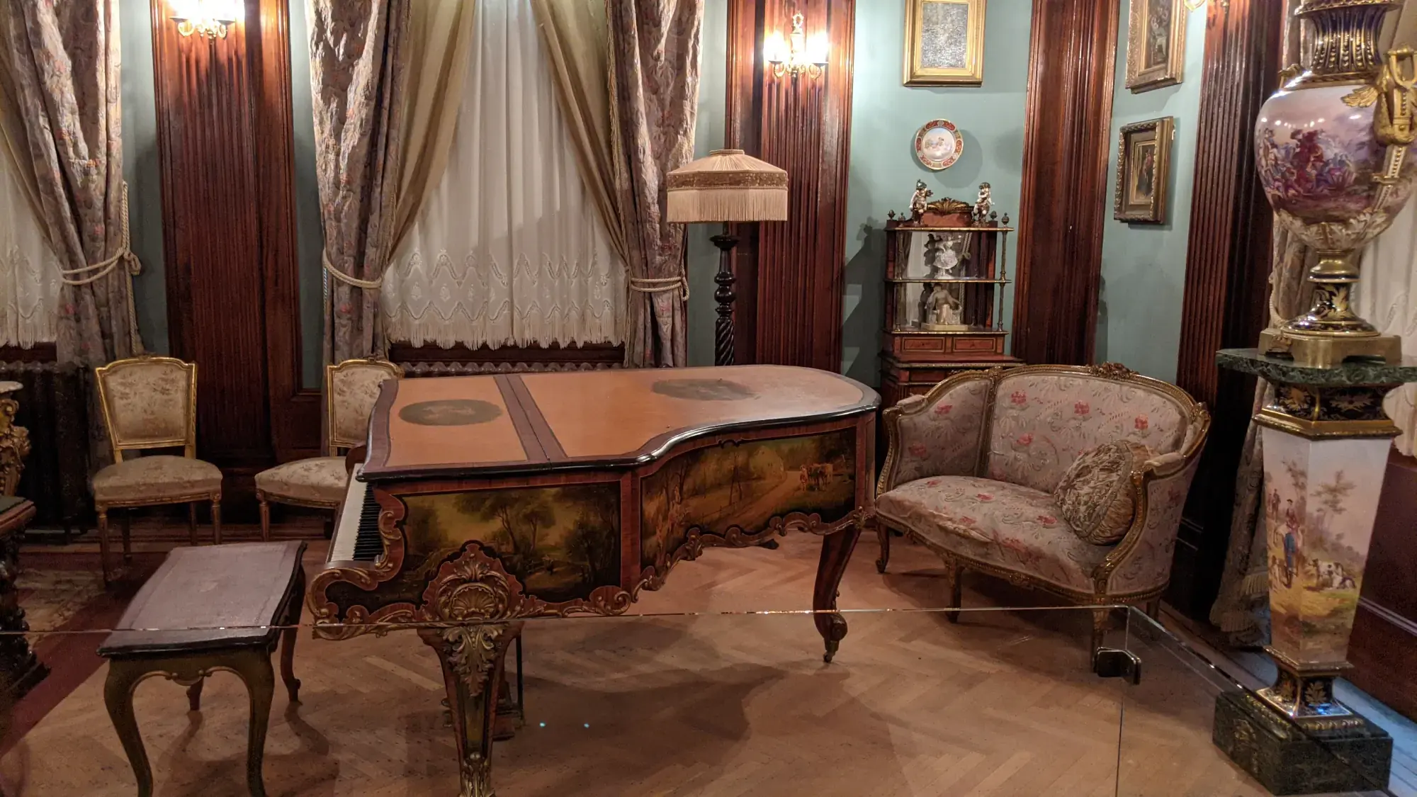 Chateau Dufresne Chateau Dufresne