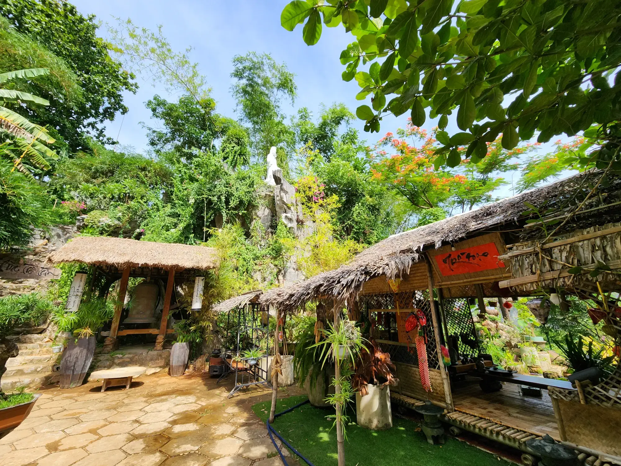 Marble Mountains - Chùa Từ Tâm Marble Mountains - Chùa Từ Tâm