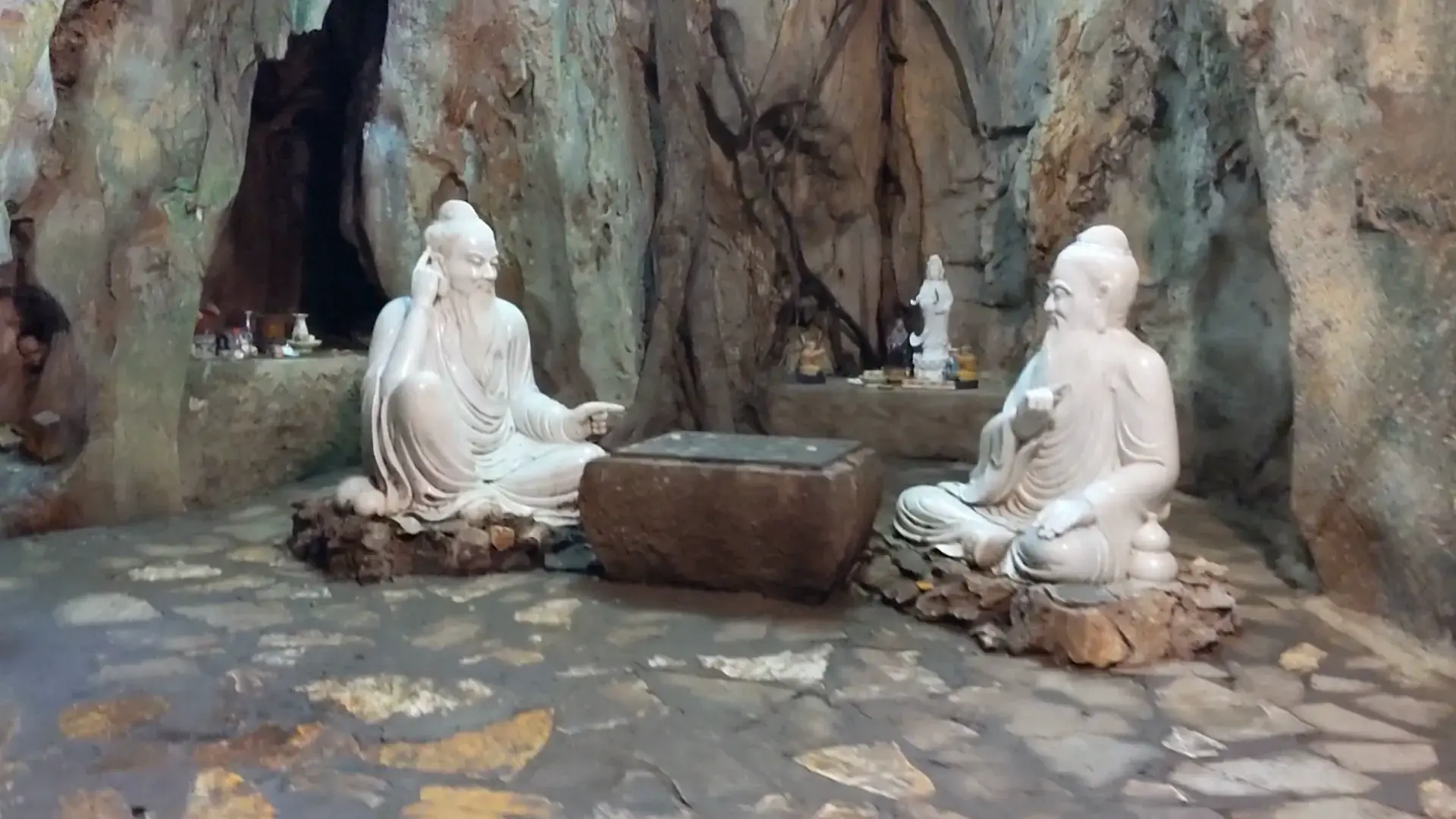 Marble Mountains - Động Tàng Chơn Marble Mountains - Động Tàng Chơn