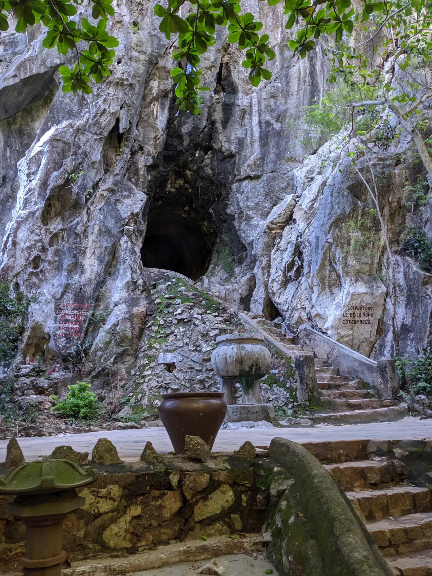 Marble Mountains - Động Vân Thông Marble Mountains - Động Vân Thông