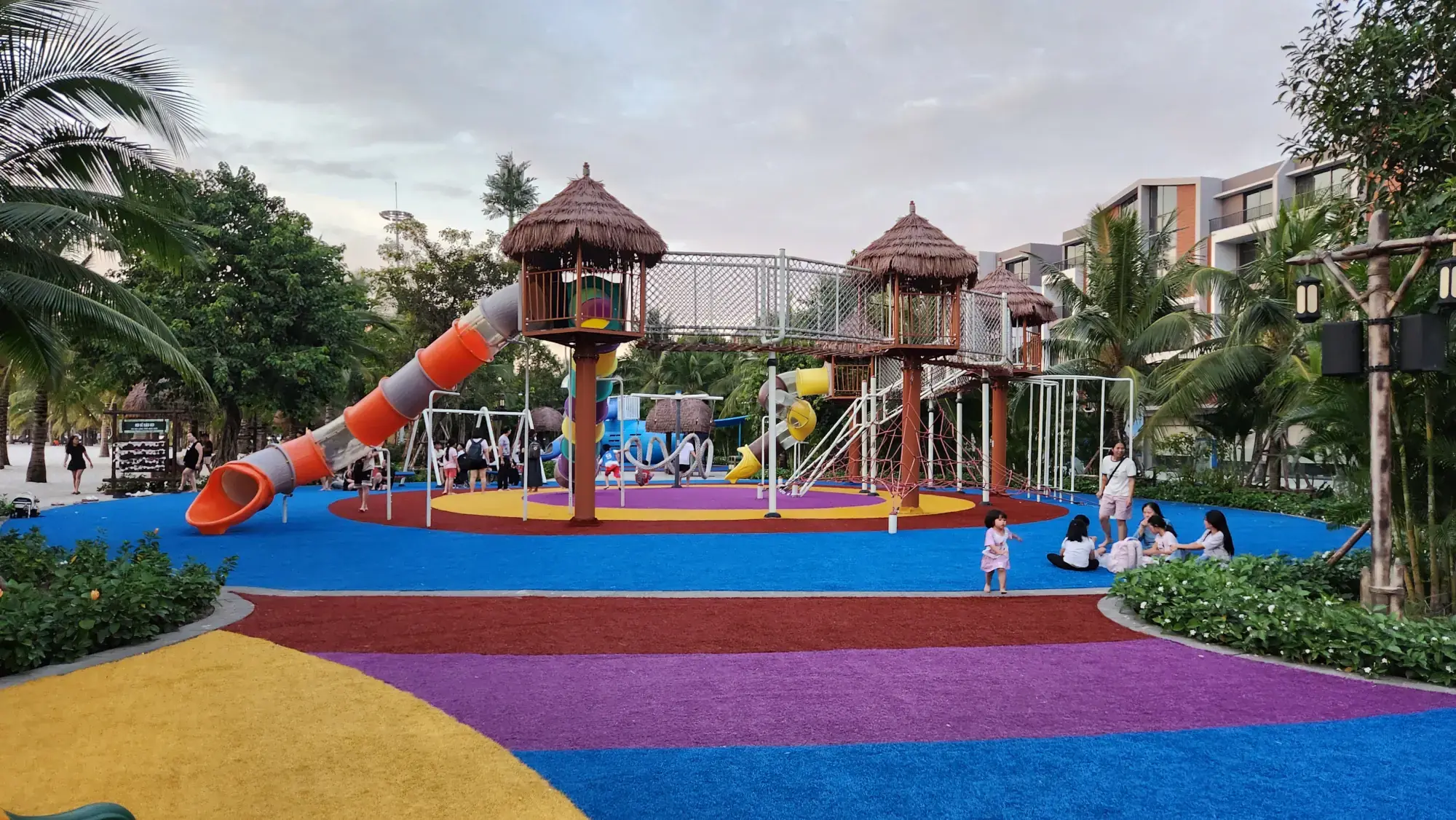 The Water Park at Vinhomes Ocean Park 3 The Water Park at Vinhomes Ocean Park 3