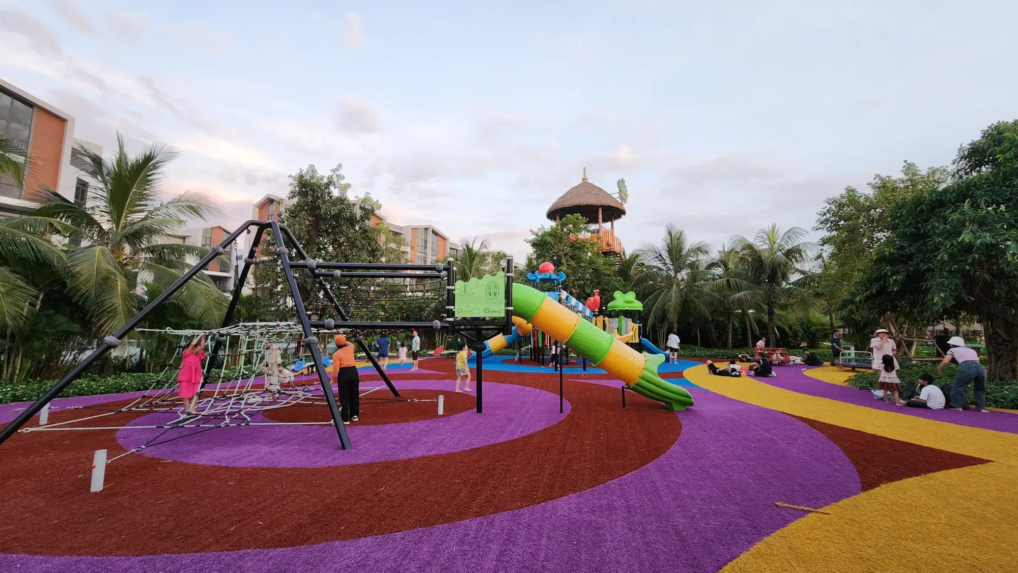 The Water Park at Vinhomes Ocean Park 3 The Water Park at Vinhomes Ocean Park 3