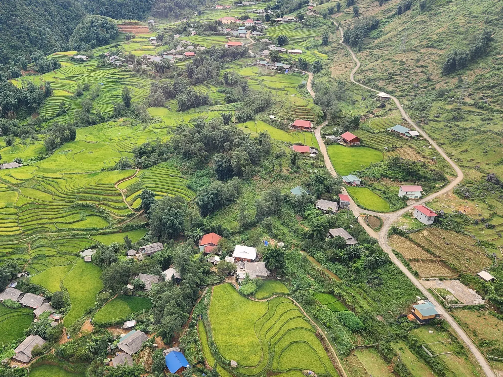 Cable Car Ride to Fansipan Mountain Cable Car Ride to Fansipan Mountain