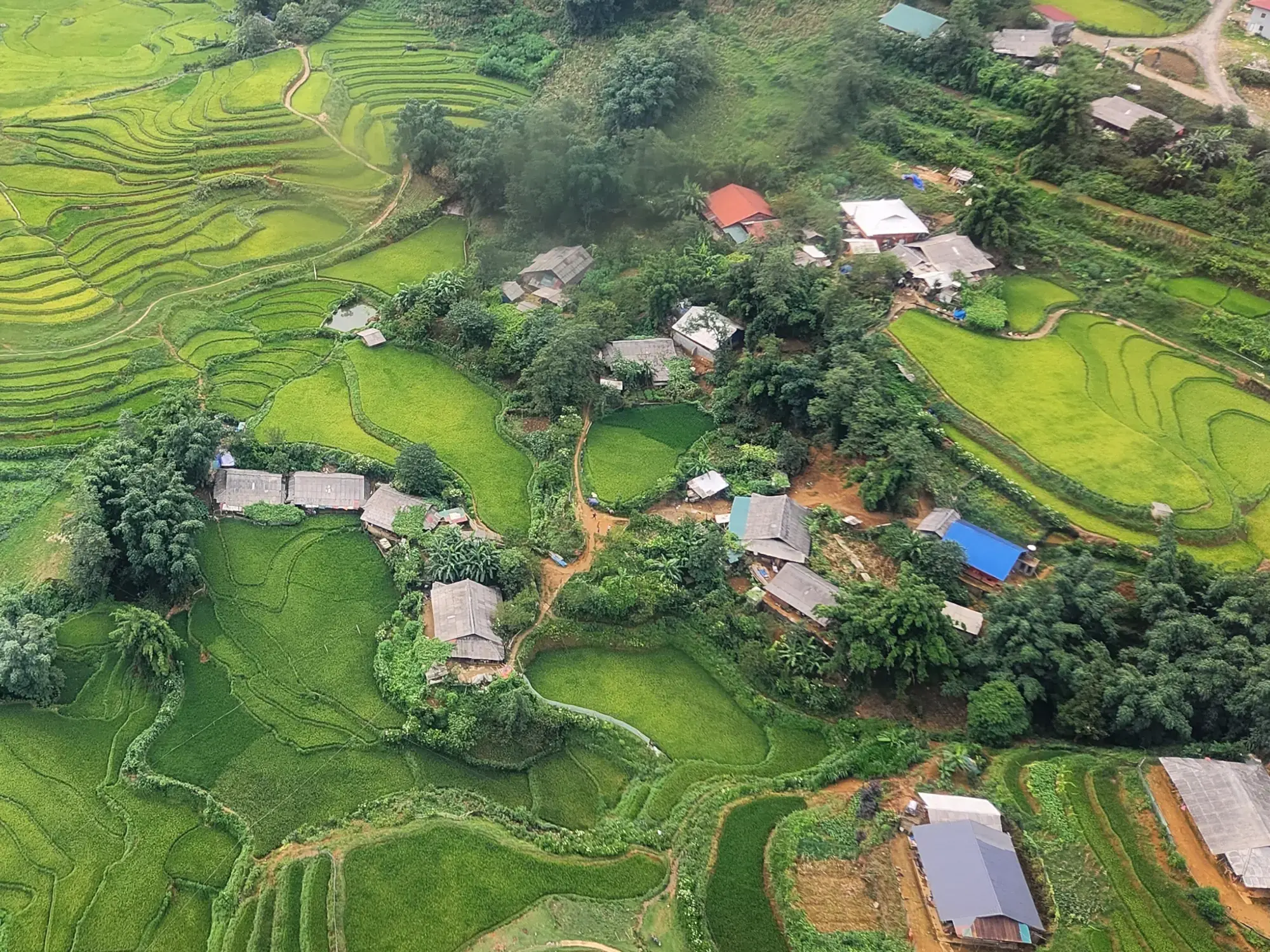 Cable Car Ride to Fansipan Mountain Cable Car Ride to Fansipan Mountain