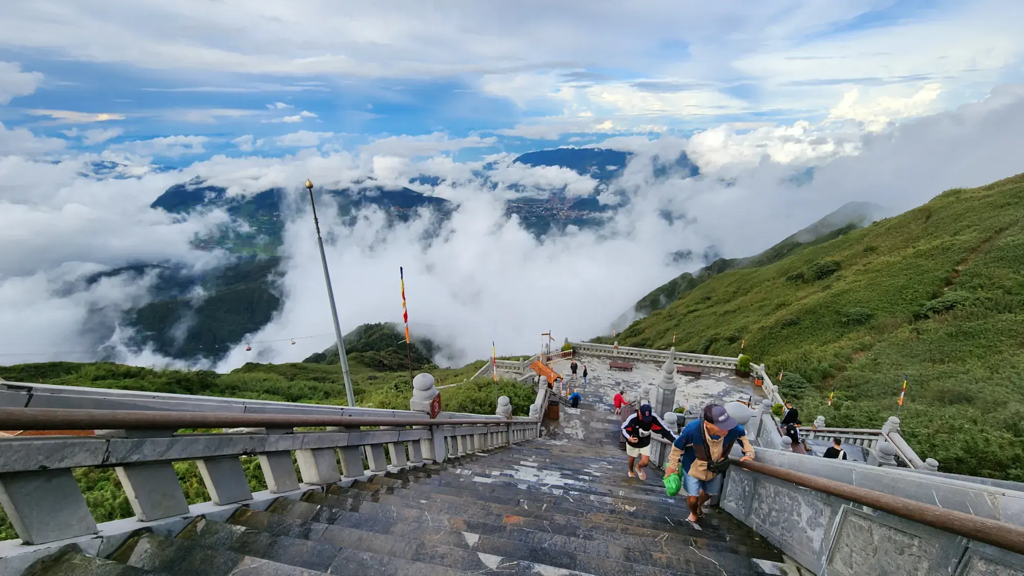 Hiking to the Peak Hiking to the Peak