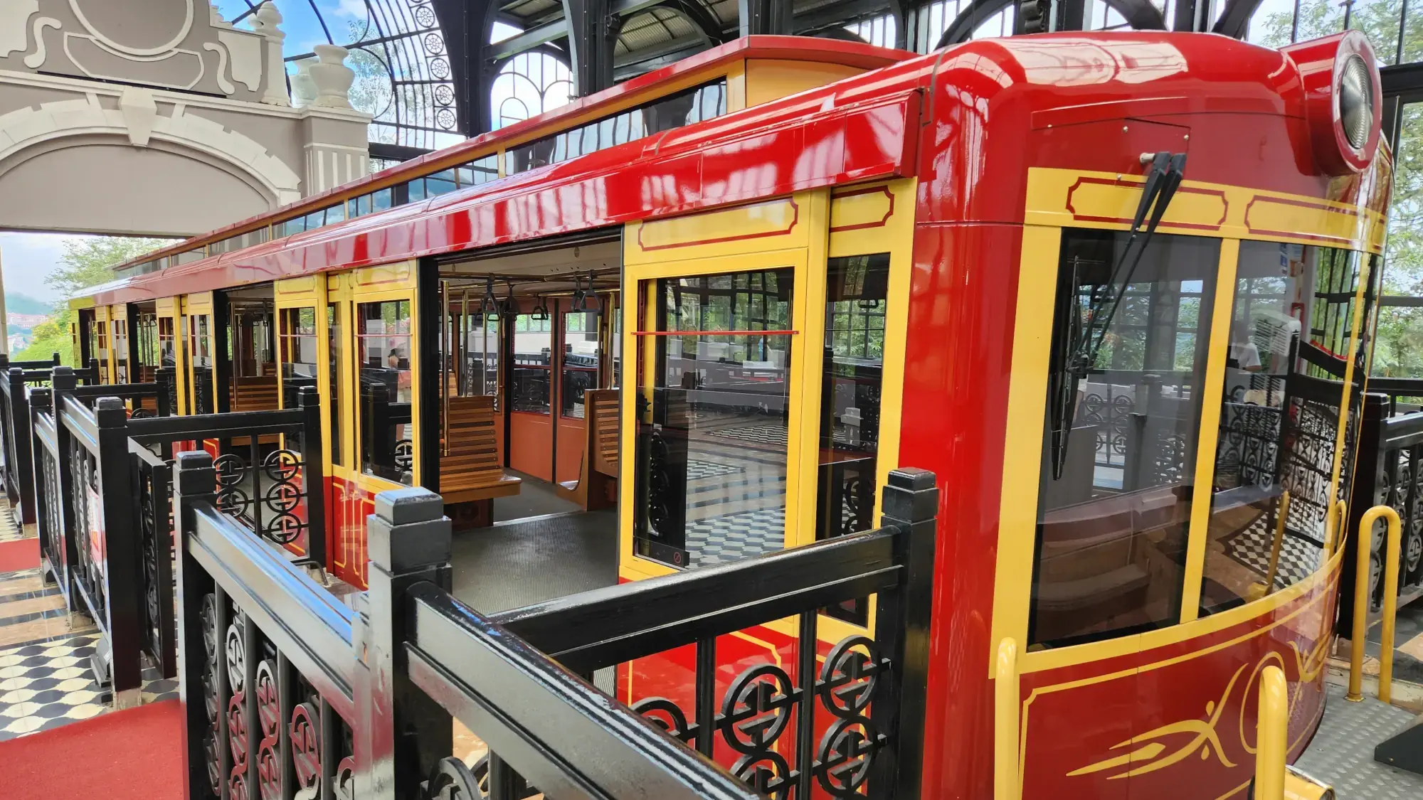 Fansipan Mountain Funicular Fansipan Mountain Funicular