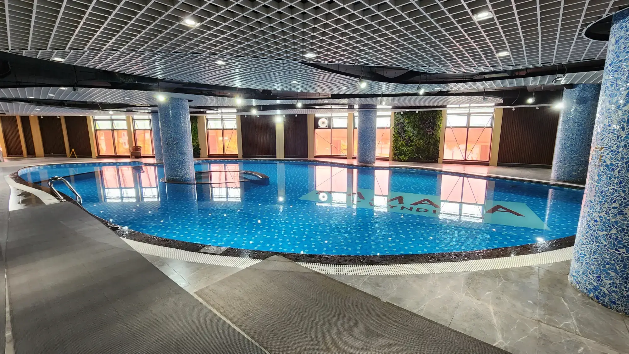 The Indoor Pool at the Ramada by Wyndham Ha Long Bay The Indoor Pool at the Ramada by Wyndham Ha Long Bay