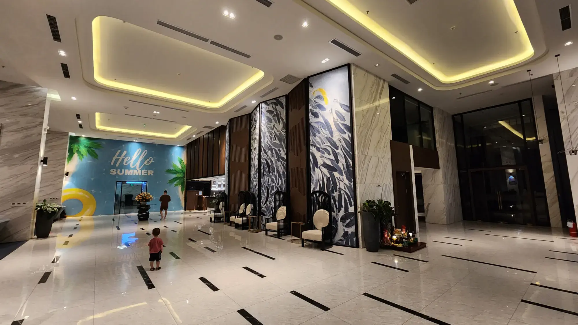 The Lobby of the Ramada by Wyndham Ha Long Bay The Lobby of the Ramada by Wyndham Ha Long Bay